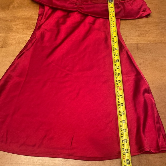 Princess Polly Red Off-Shoulder Cocktail Dress - Picture 7 of 8